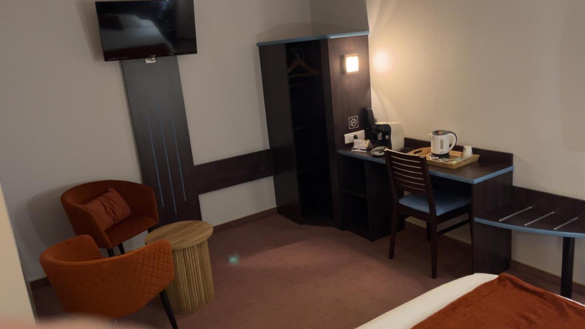 Hotel Akena City Caudry Exterior foto